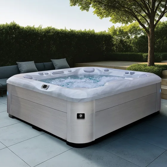Wellness Shop hot tub in a garden setting